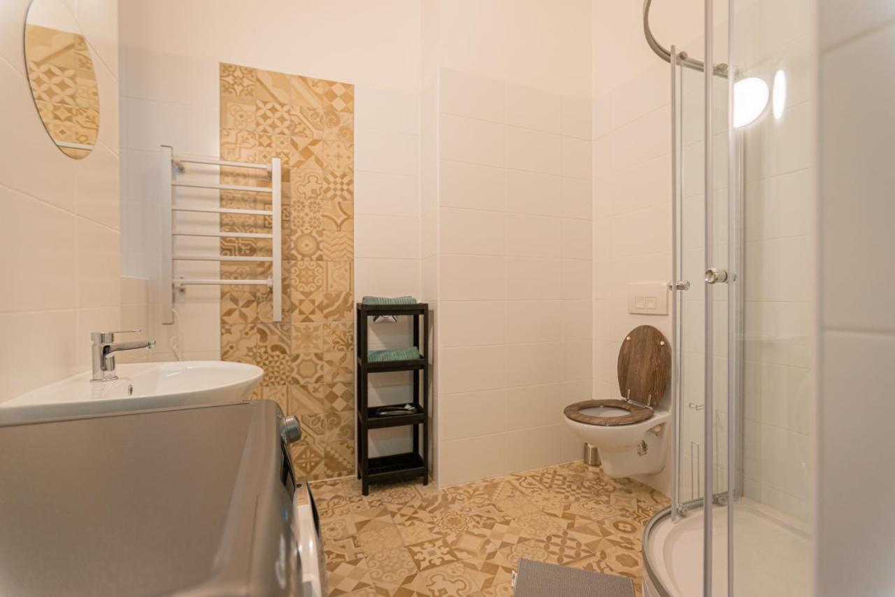 Downtown Studio Flat In Budapest, Mona Eksteriør billede